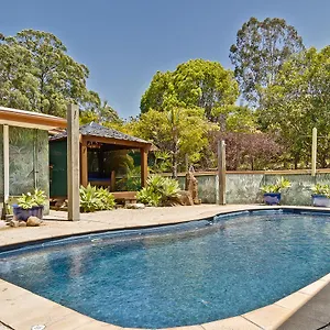 noosa-edge-nudist-retreat.hotelssunshinecoast.net/